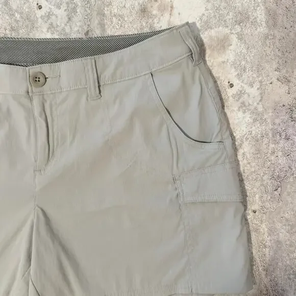 World Wide Sportsman Gray Cargo Shorts - Picture 2 of 6